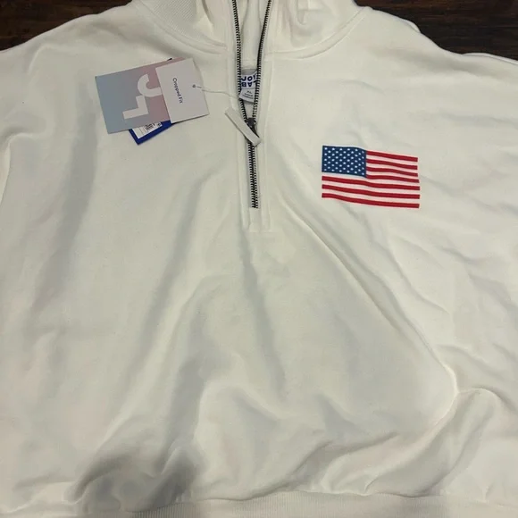 JoyLab Cropped Pullover with Flag Patch NWT - Picture 3 of 5